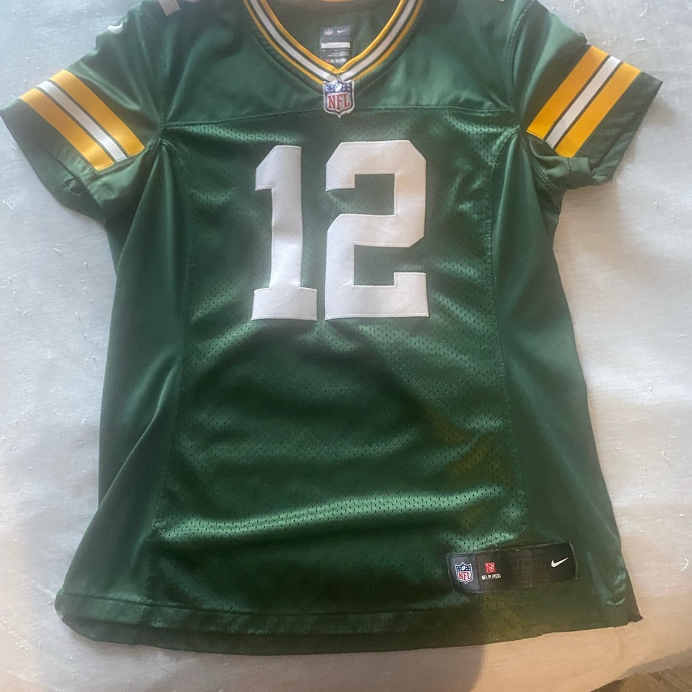 EUC- Women’s cut—Aaron Rodgers Packers Jersey. Purchased from pro shop!